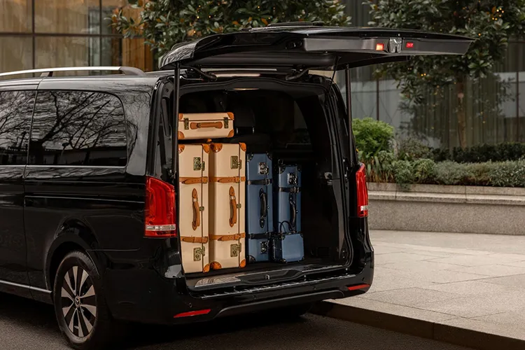 Ibiza luggage pick-up service — baggage delivery